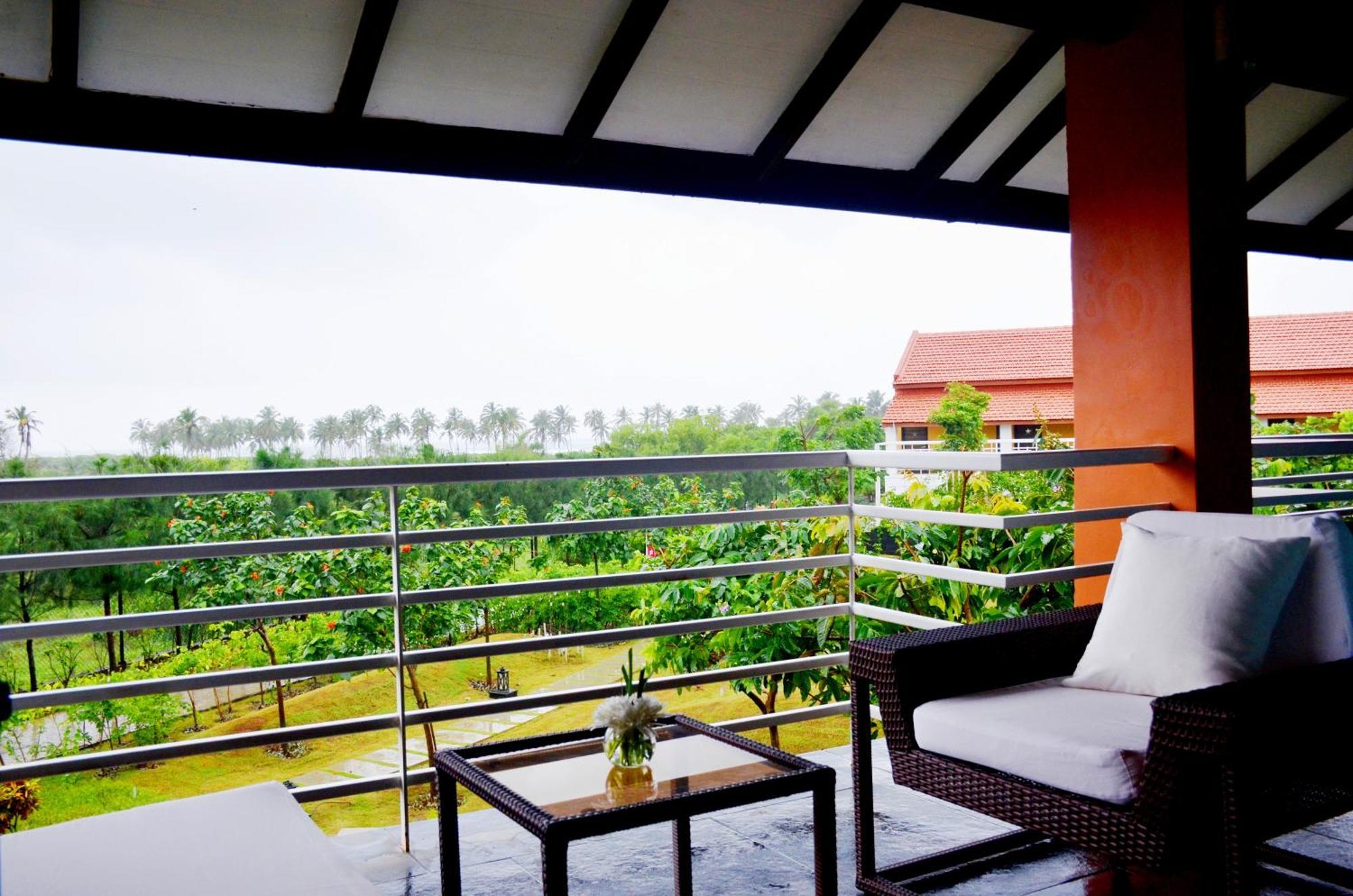 Planet Hollywood Beach Resort Goa Utorda Room photo