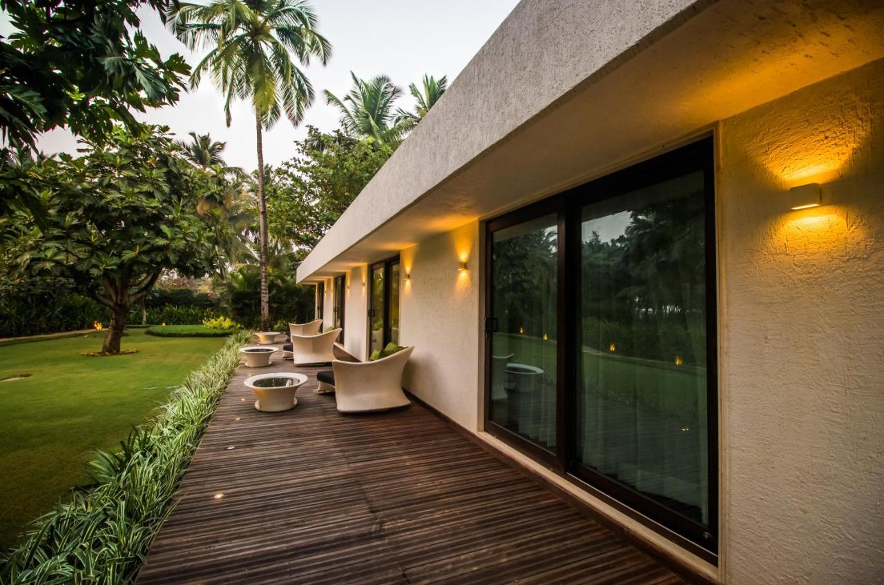 Planet Hollywood Beach Resort Goa Utorda Exterior photo